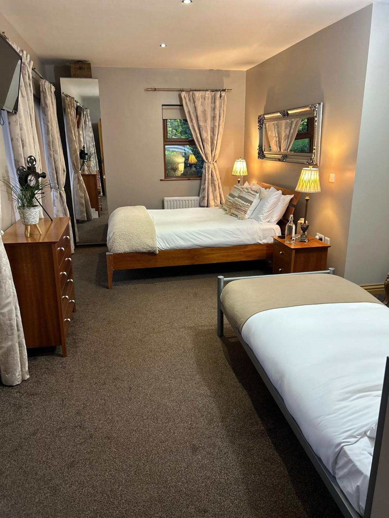 Dunhill Cottage B&B Hillsborough Phòng bức ảnh
