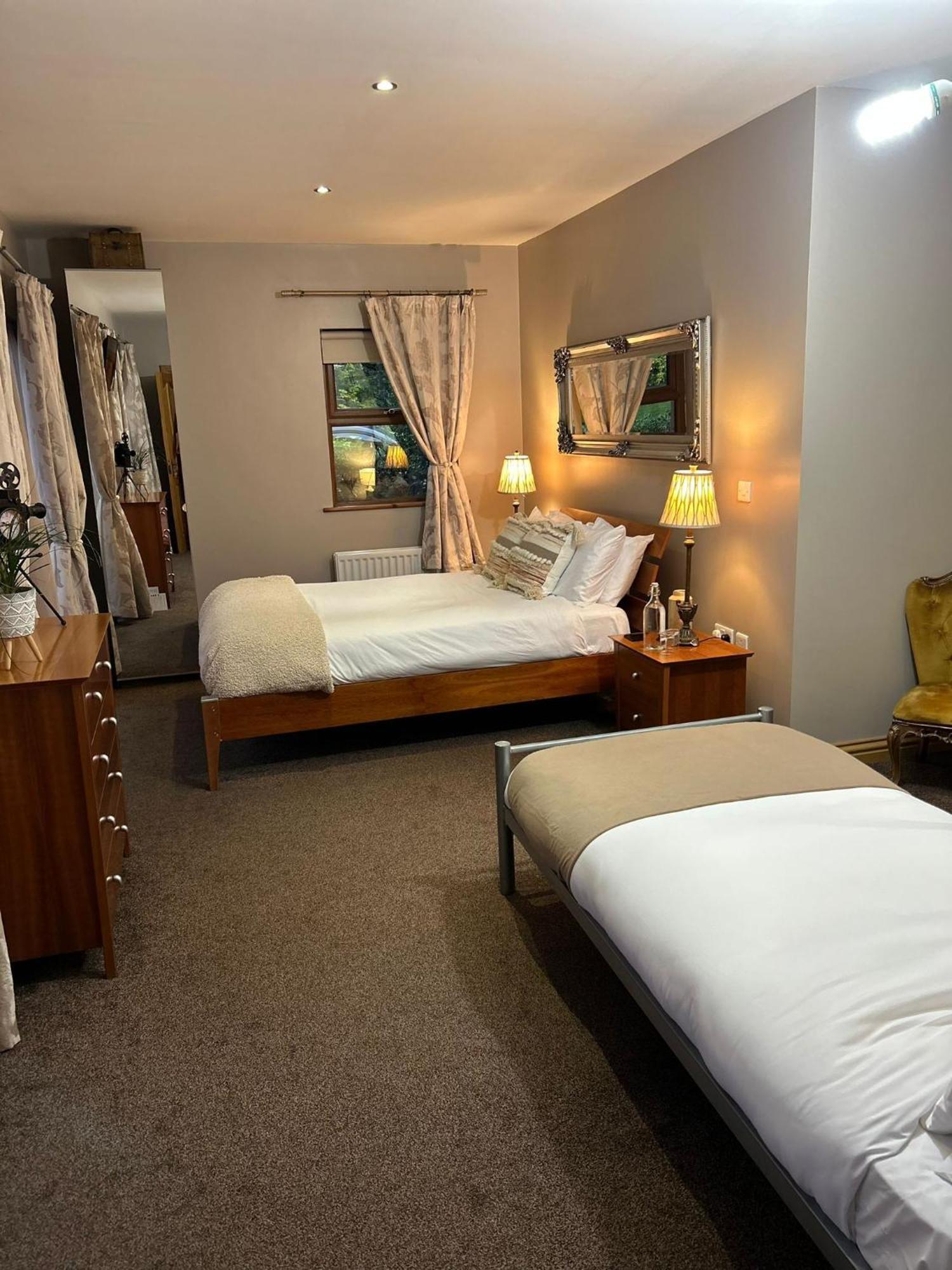 Dunhill Cottage B&B Hillsborough Phòng bức ảnh